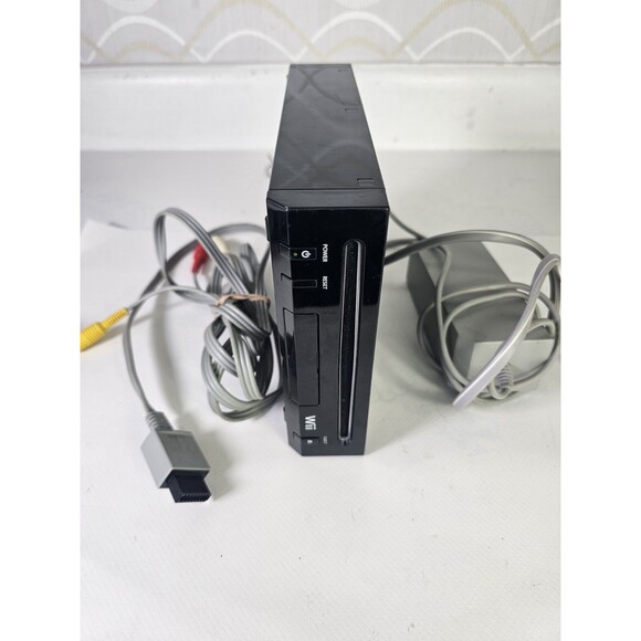 Nintendo Wii Black Video Game Console (RVL-101 USA) W/ Cables Accessories - Picture 1 of 7